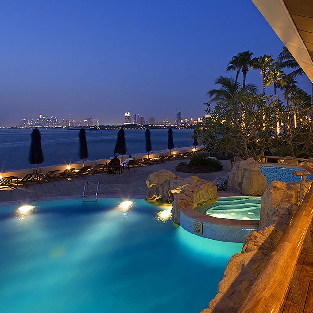 Adjustable LED Underwater Pool Light Durable Landscape Lighting for Outdoor Pools