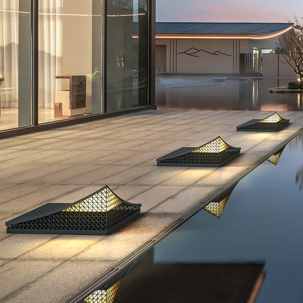 Curved Landscape Light Industrial Grid-Design Landscape Light