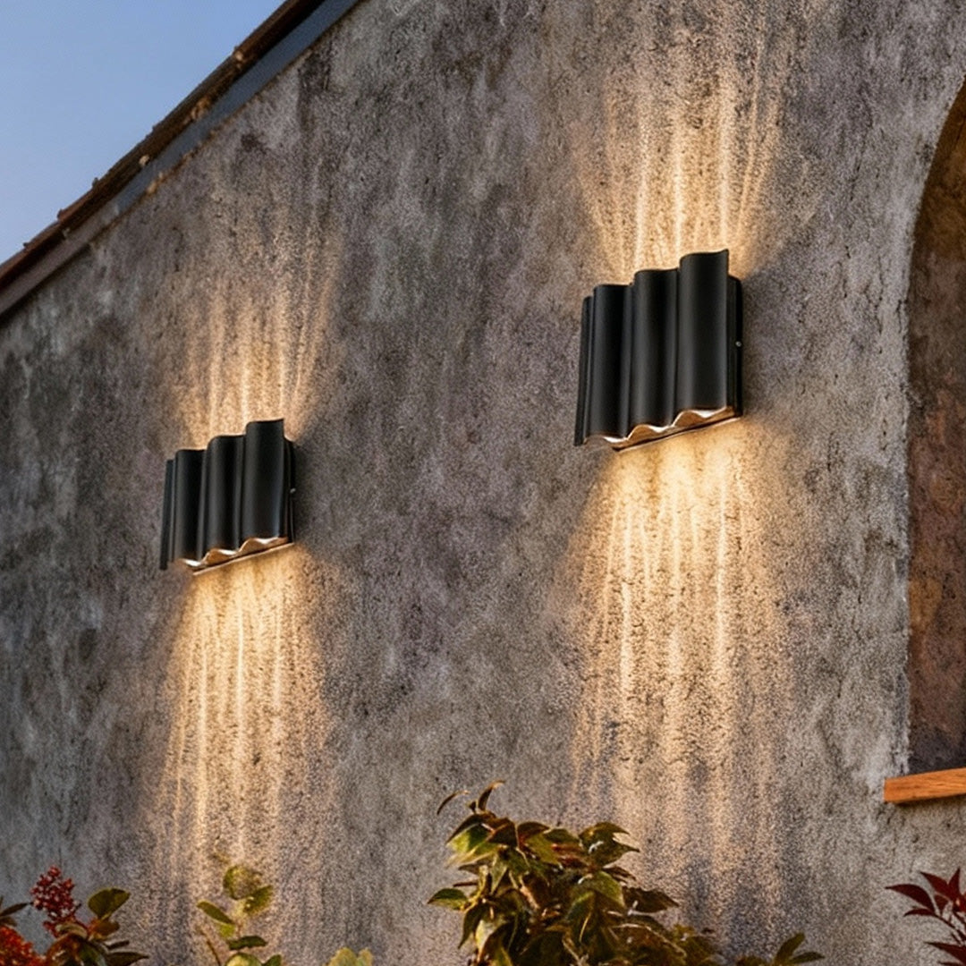 Beam Wall Light Wavy Aluminum Outdoor LED Up-Down Light