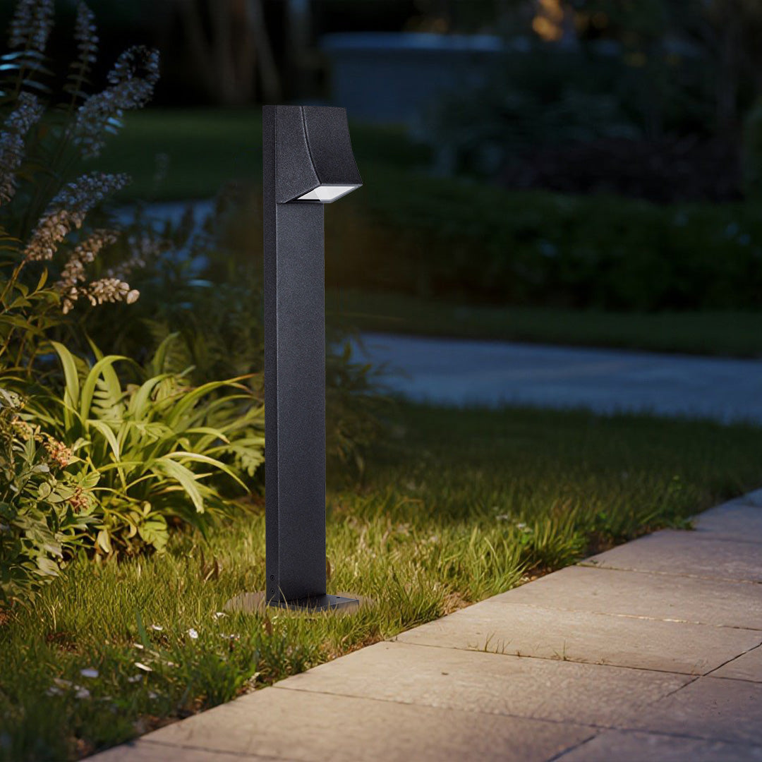 LED Outdoor Lighting Bollards Minimalist Nordic Pathway Lighting