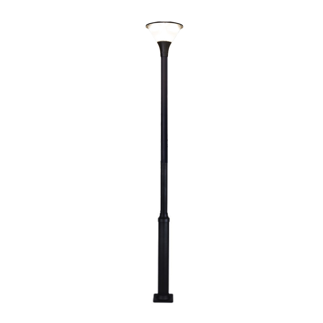 High-Pole Yard Post Light Minimalist Style