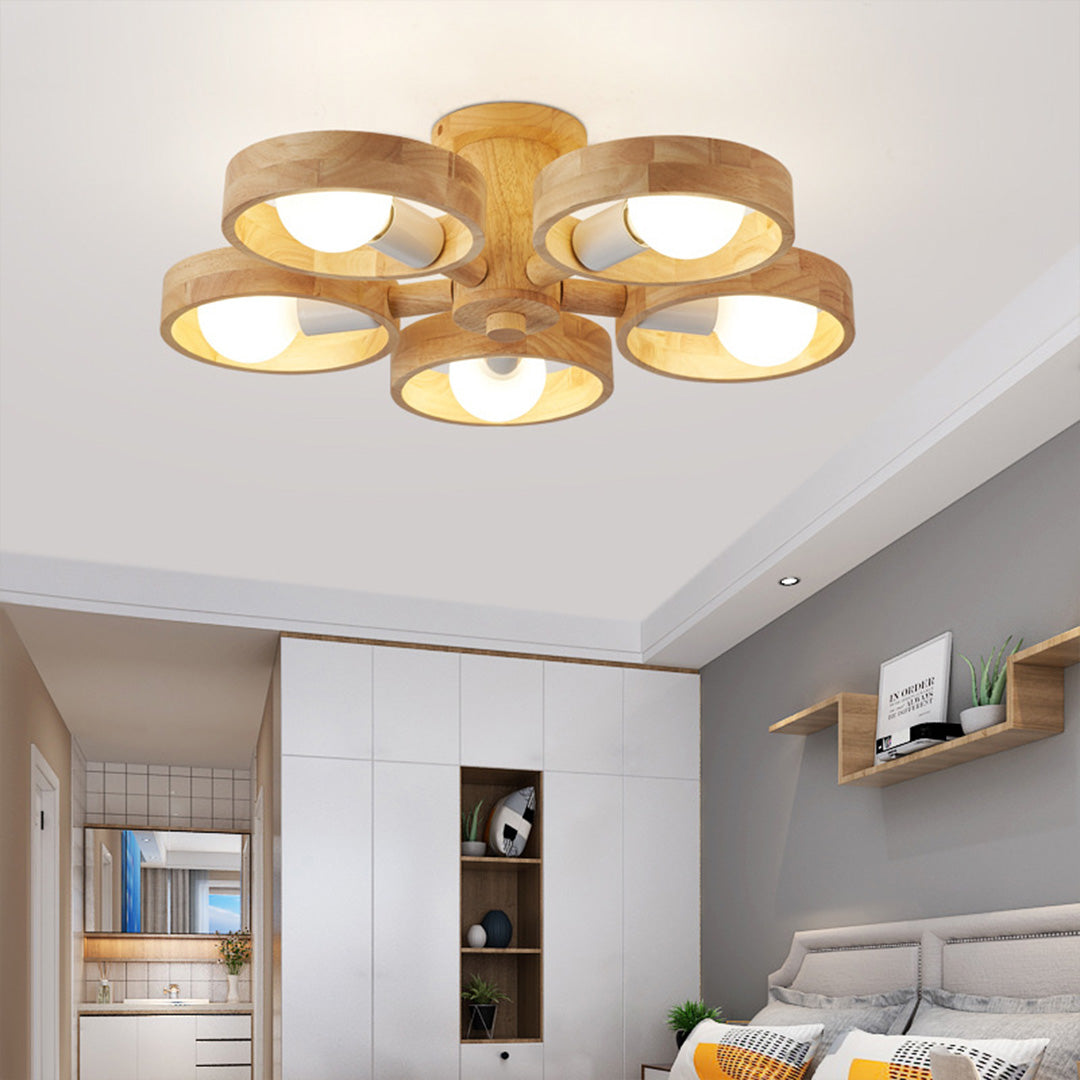 Wooden Chandeliers Nordic Style Creative LED Chandelier Made of Rubberwood