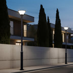 High-Pole Yard Post Light Minimalist Style
