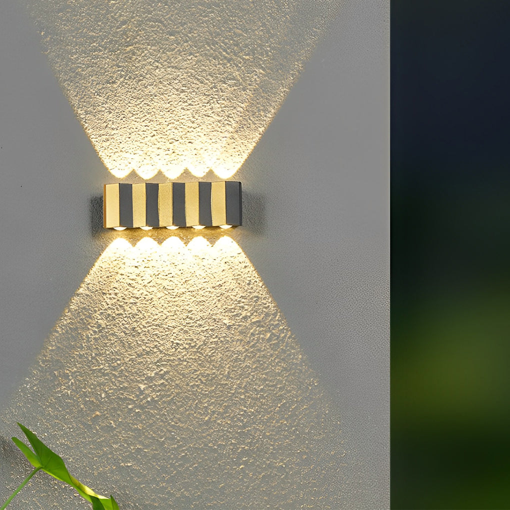Modern up and down Wall Lights Black Gold Dual-Tone Light