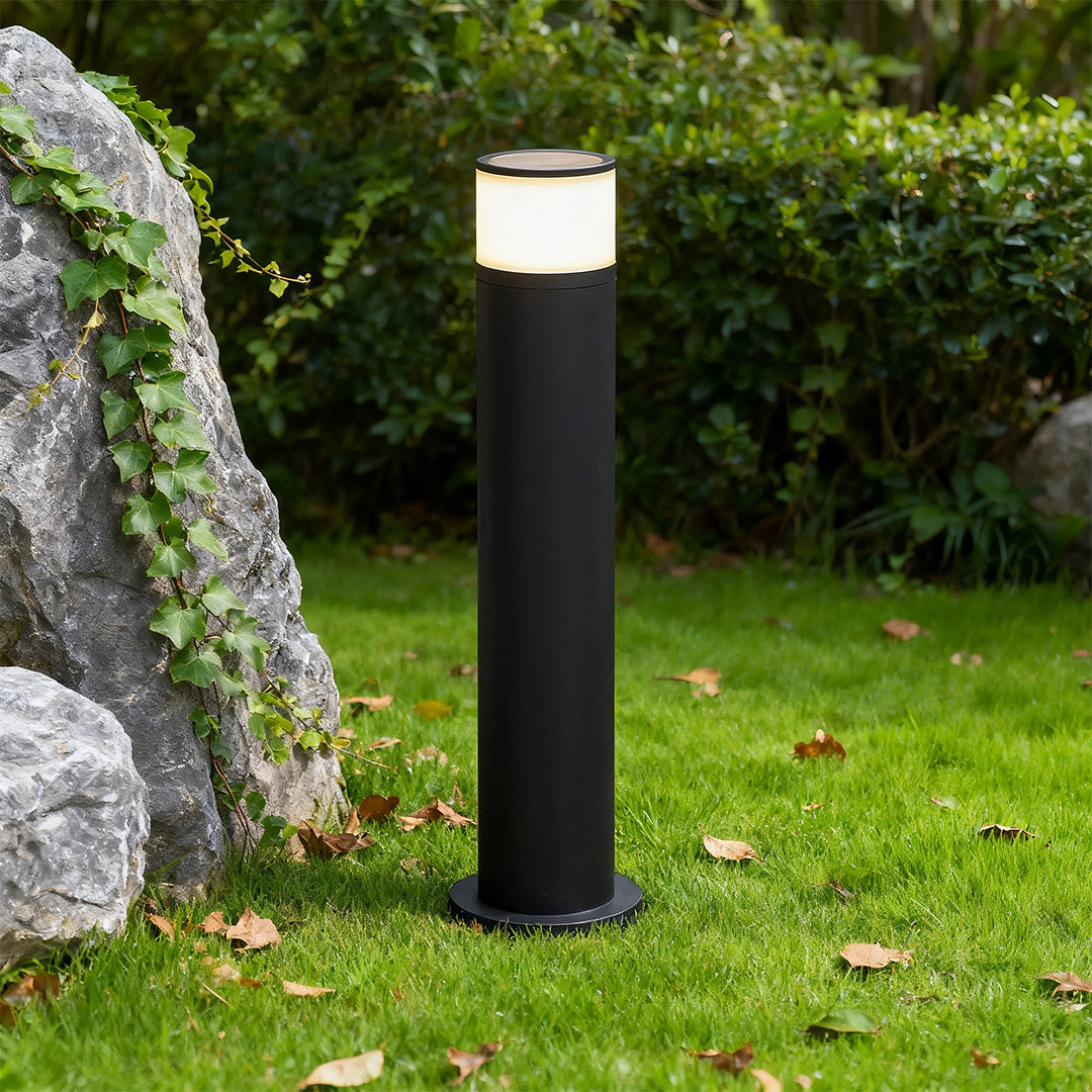 Outdoor Path Light Sleek Ambient Garden Bollard Lamps
