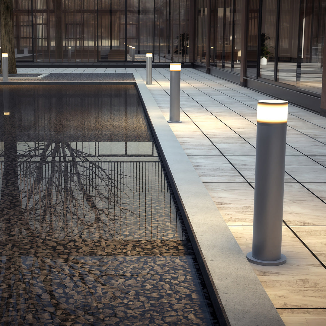 Outdoor Path Light Sleek Ambient Garden Bollard Lamps