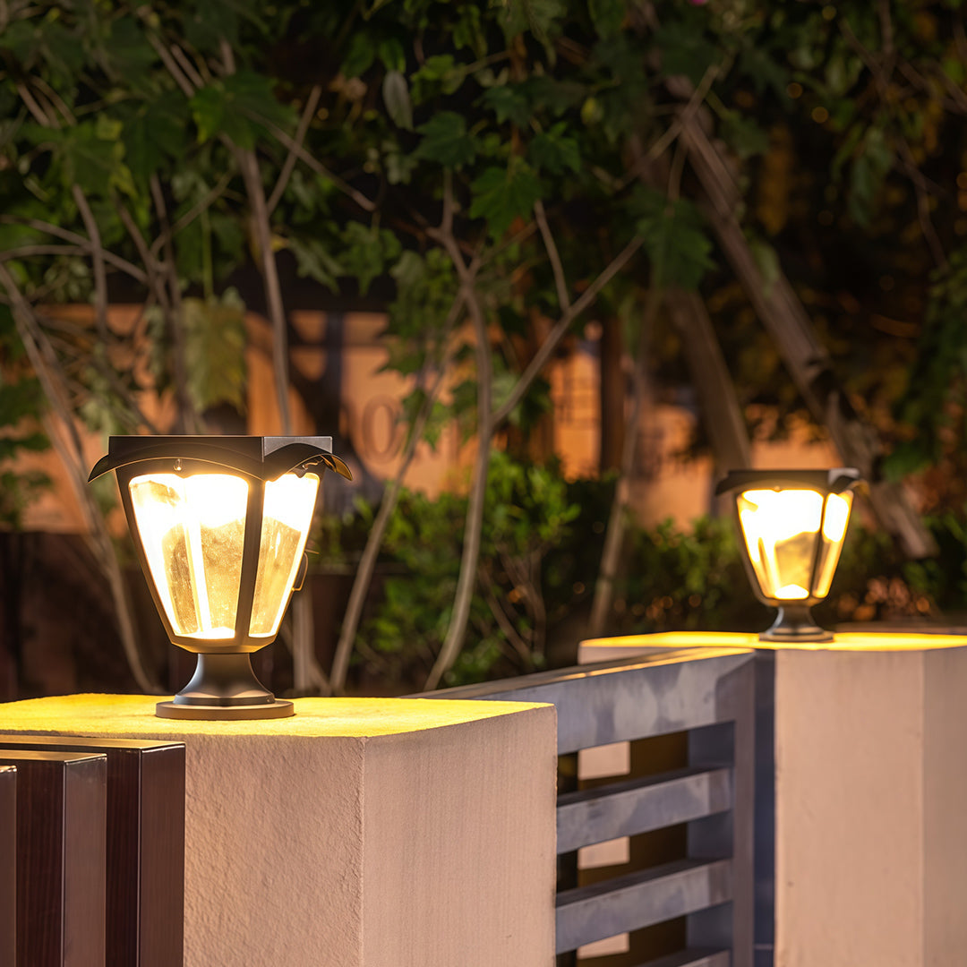 Solar Light Pillar Outdoor Waterproof Die-Cast Aluminum Light